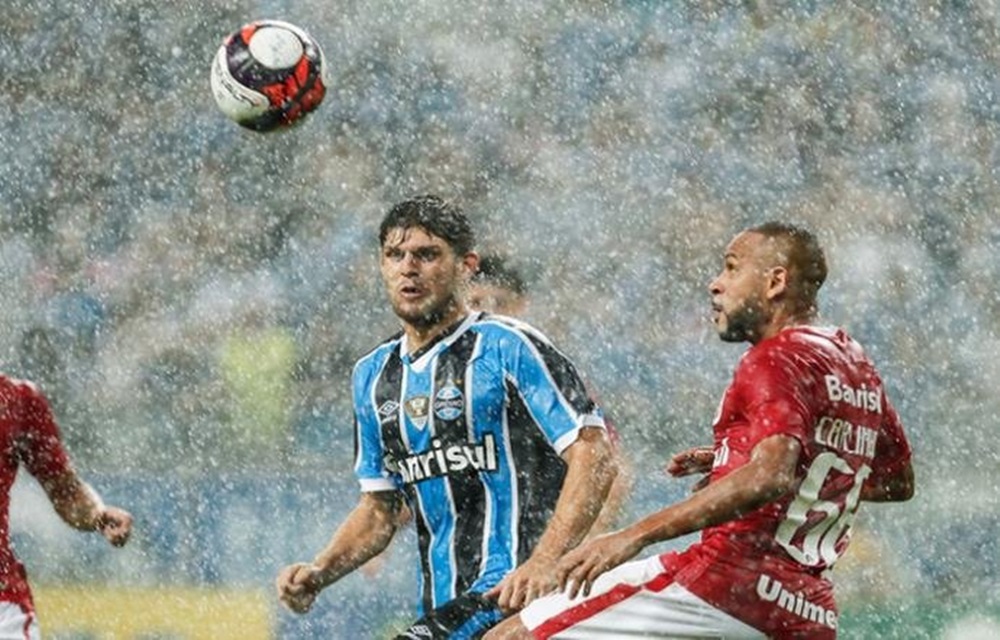 Ir para  <p>A semana n&atilde;o come&ccedil;ou ideal para o zagueiro Kannemann. Al&eacute;m do <a...